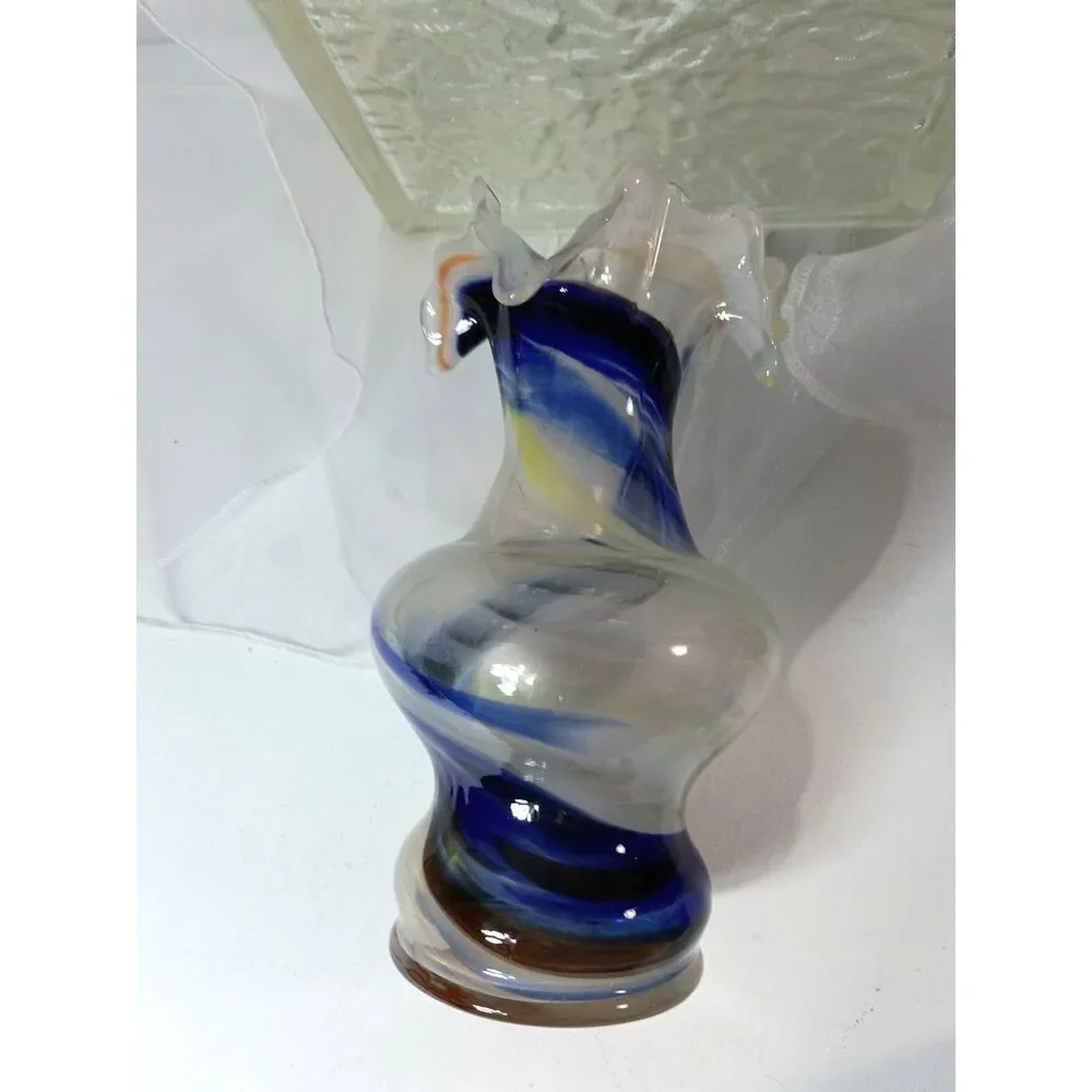 Hand-Blown Art Glass Vase, Murano or Empoli Style Mid Century Modern ~Vintage~